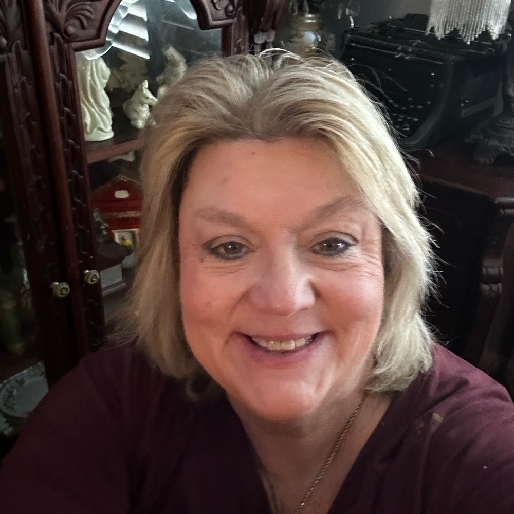 Meet your Posher, Nancy